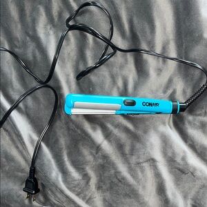 Conair Compact Blue Mini Hair Straightener – Travel Flat Iron